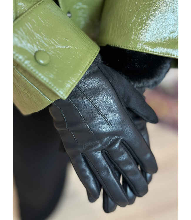 Gloves leather look faux fur