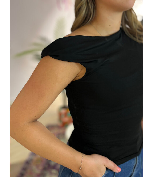 RACHEL - Off shoulder top black