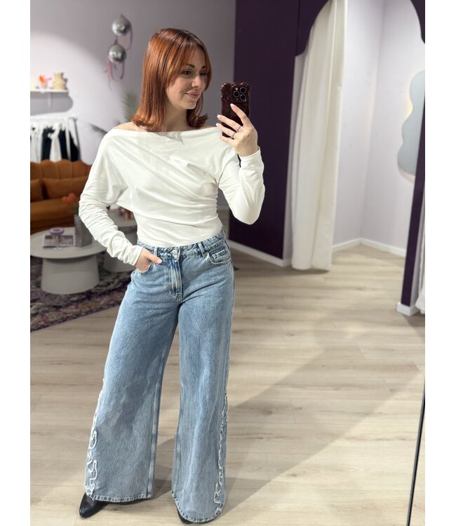 CHLOE - Off shoulder longsleeve white