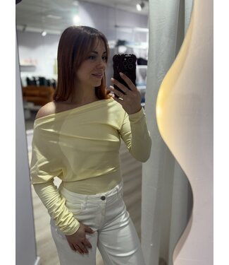 Eight Paris CHLOE - Off shoulder longsleeve butter yellow