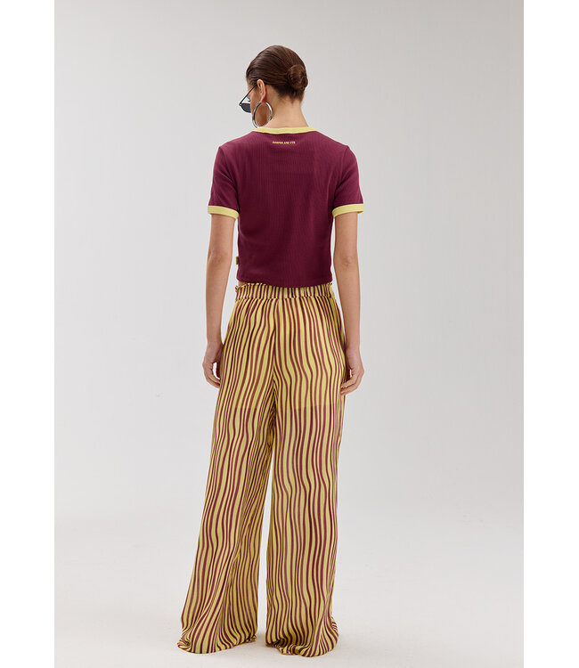 SOMBRA - Top cropped cassis