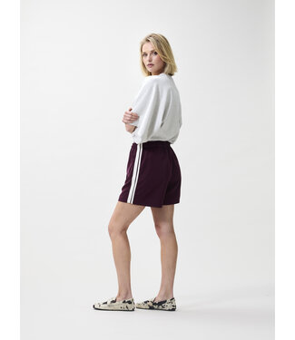 Catwalk Junkie JOOLS - Shorts wine red