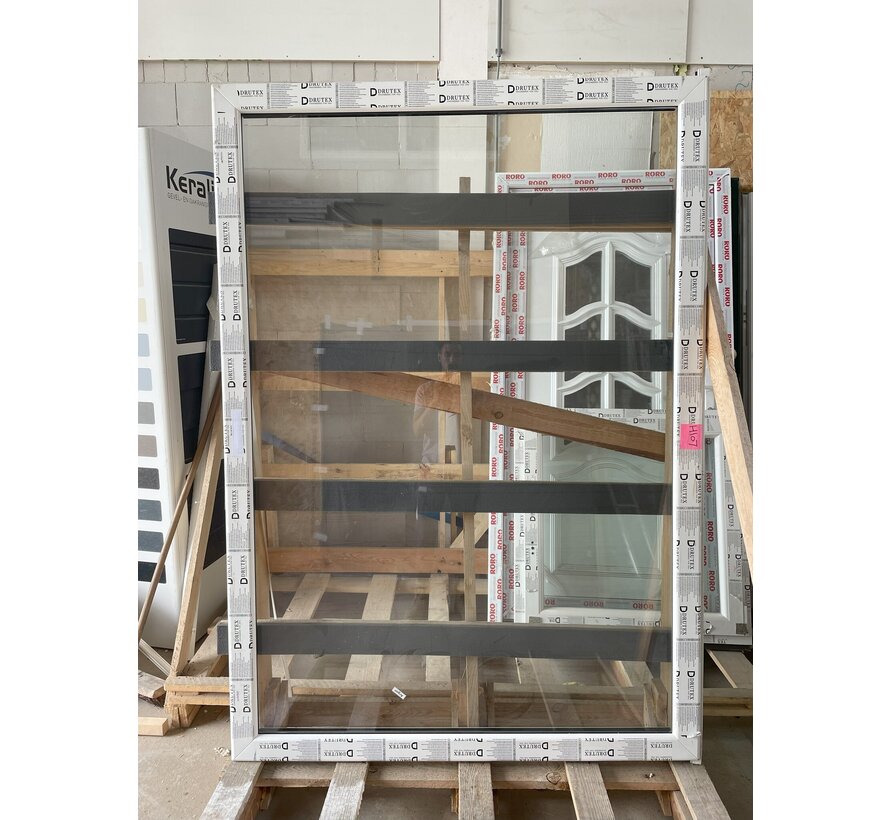 H107 Vast kozijn