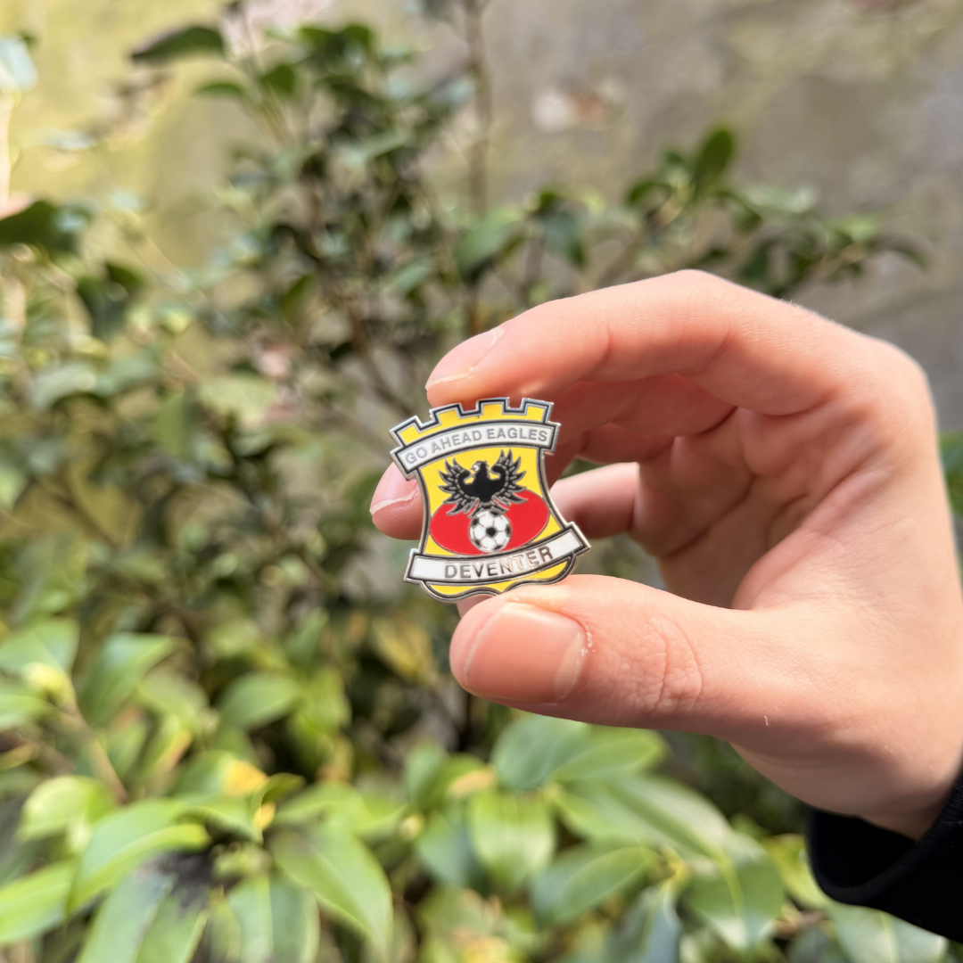 Go Ahead Eagles pin