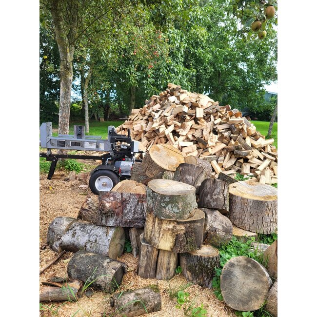 BRANT Essenhout & Loofhout Mix voor Braai – 40×65 cm zak – 70% Essenhout, 30% Loofhout – Hardhout met mooie kolen