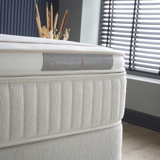 SKYBEDD SKYBEDD® Opbergboxspring Woollybedd