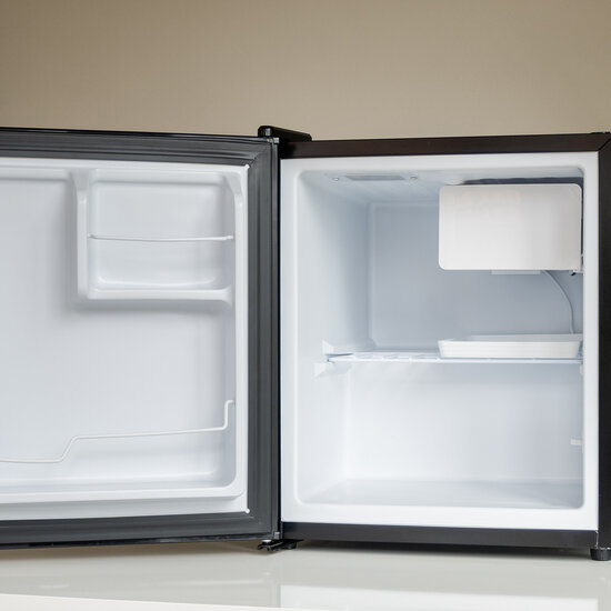 BREND BREND BR-2241 Mini Koelkast en Vriesvak - 42 + 5 Liter - Stil