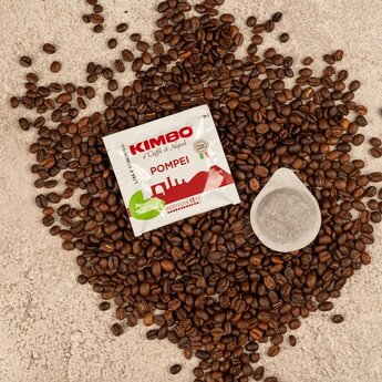 Kimbo Pompei Paper Pods 50pcs – Bold Italian E.S.E. Coffee Pods with Rich Body and Intense Flavor