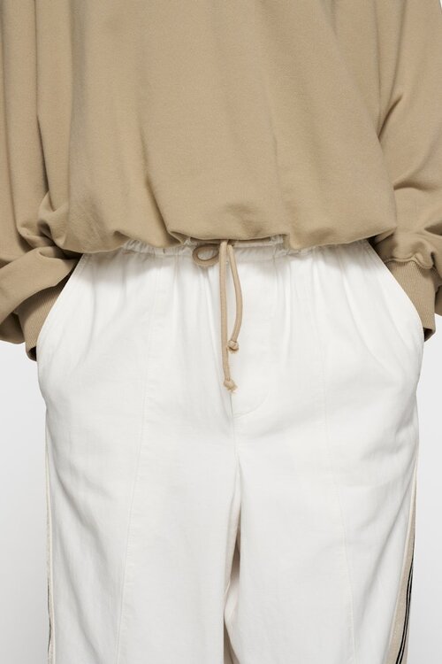 10Days Ecru wijde taps toelopende twill broek