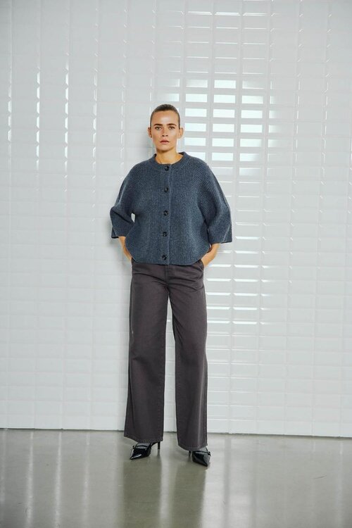 WITHBLACK Vest in Donkergrijs