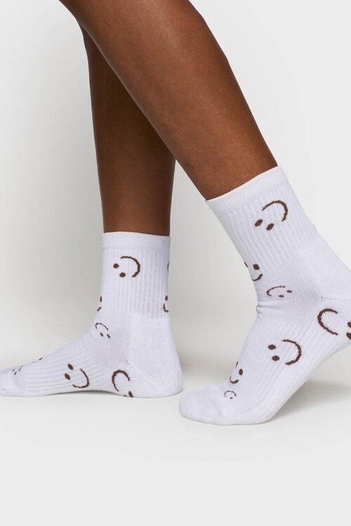 10Days White socks all-over smile