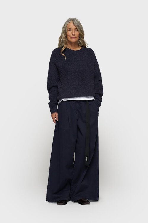 10Days Donkerblauwe cropped trui van harig breisel