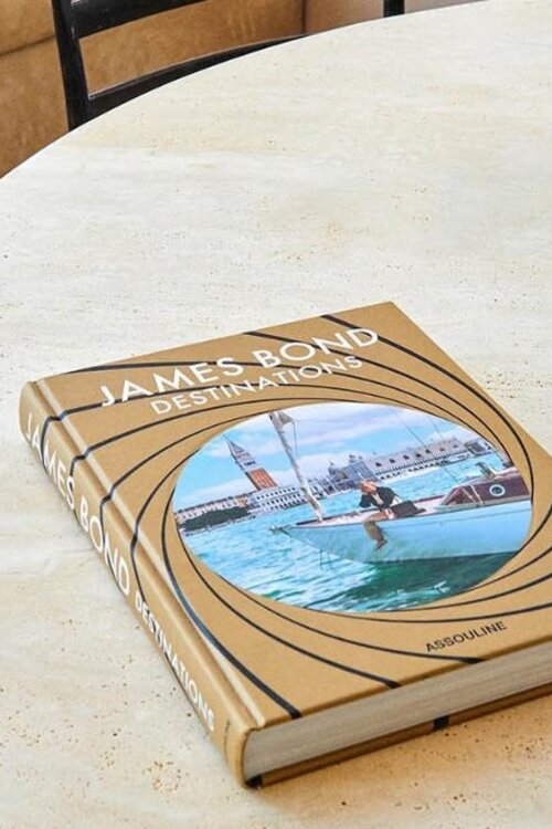 Assouline James Bond Bestemmingen in Kleur