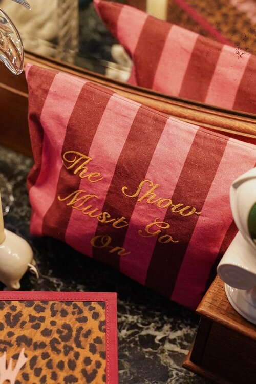 Anna & Nina gekleurde The Show Must Go On Make-UpBag