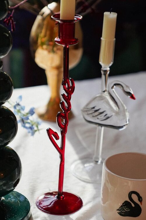 Anna & Nina Carmine Love Kaarsenhouder in Rood