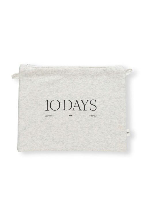 10Days Soft White clutch fleece