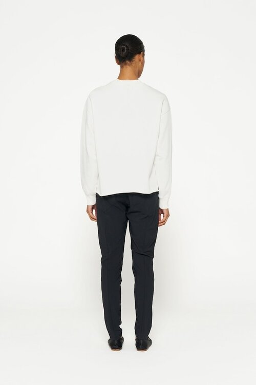 10Days Ecru The sweater logo