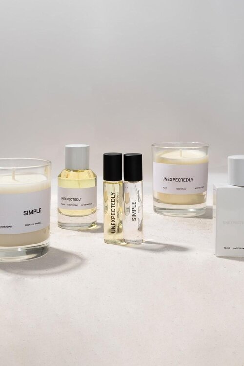 10Days Unexpectedly scented candle