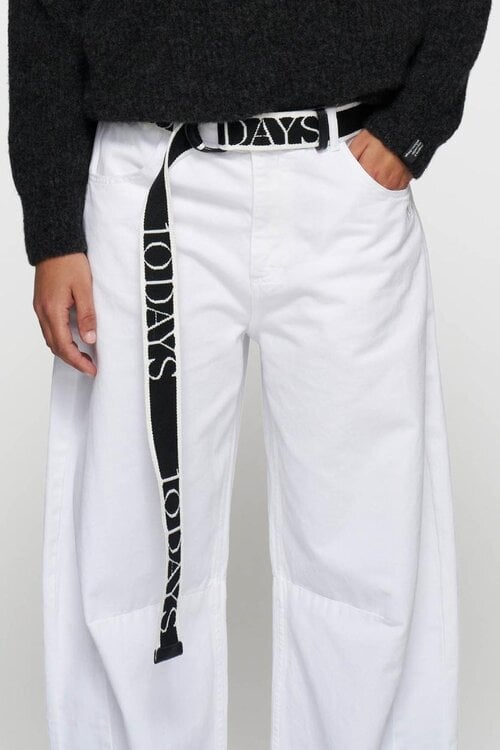 10Days Black logo belt