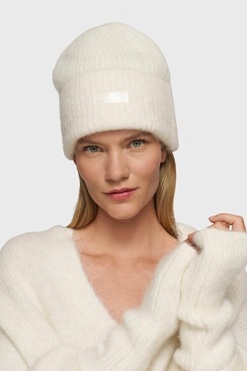 10Days Ecru hairy knit beanie