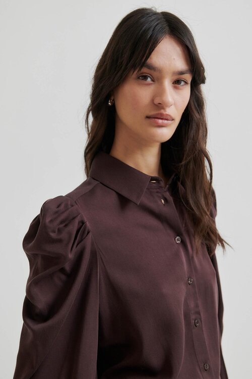 Second Female Samanta Shirt in Bruin