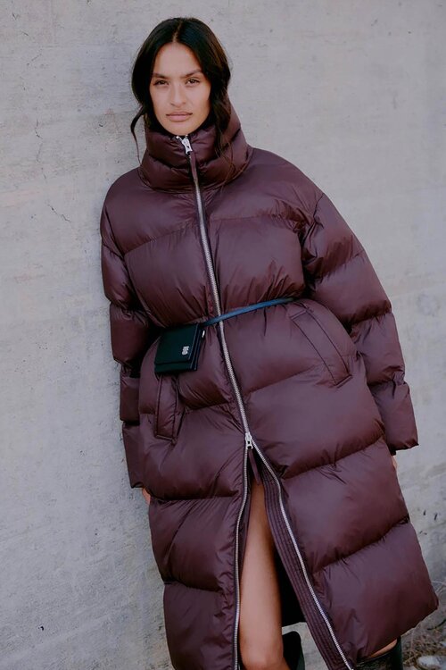 Second Female Zwarte Riya Lange Puffer