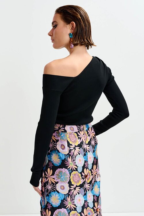 Essentiel Antwerp Nauwsluitende sweater