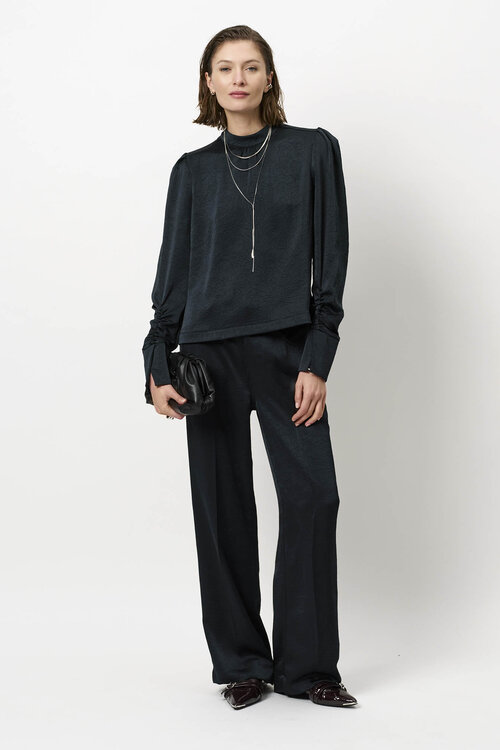 Dante 6 Pristine Turtle top in een elegante donkergroene tint