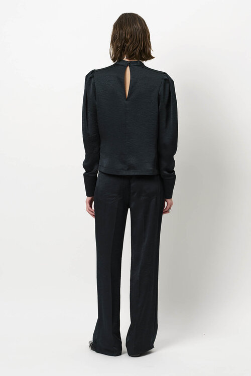 Dante 6 Pristine Turtle top in een elegante donkergroene tint