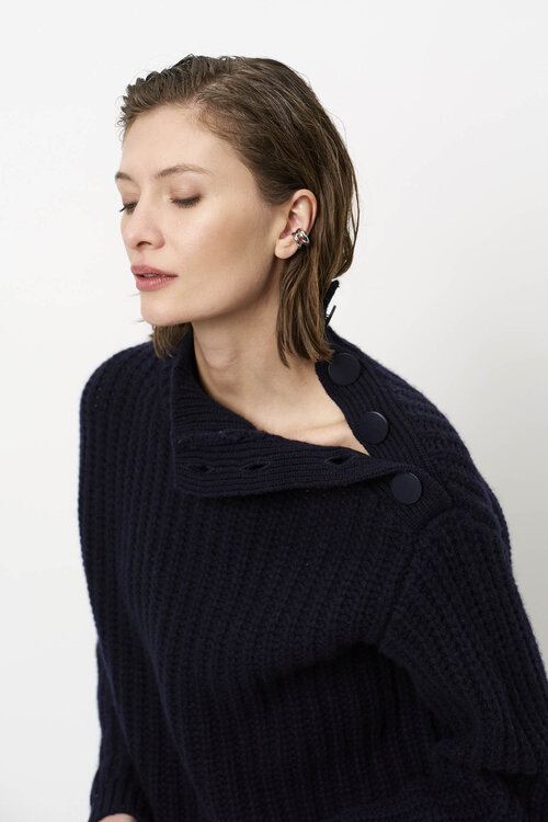 Dante 6 Adouna Knopensweater