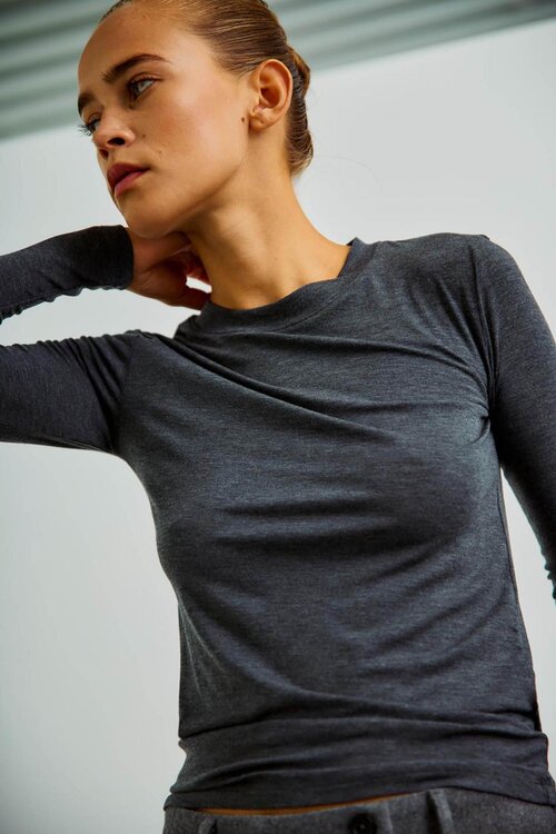 WITHBLACK T-shirt in Donkergrijs