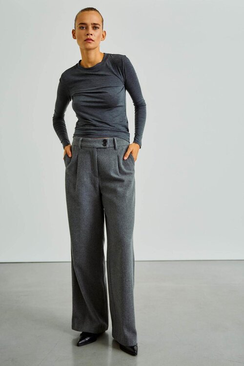 WITHBLACK T-shirt in Donkergrijs