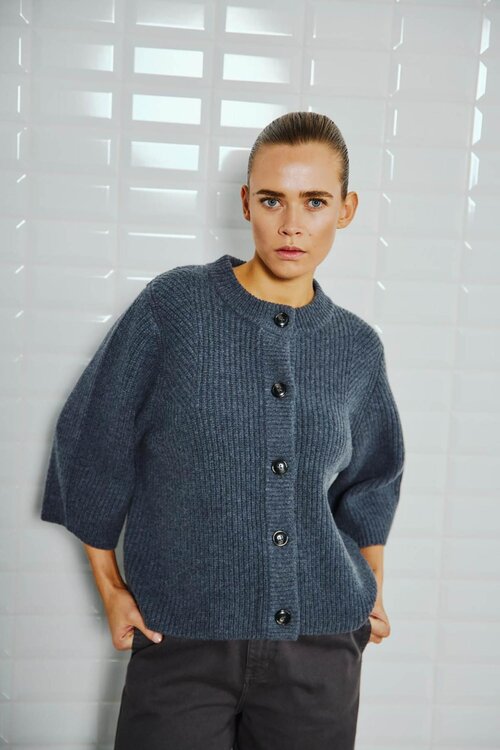 WITHBLACK Vest in Donkergrijs