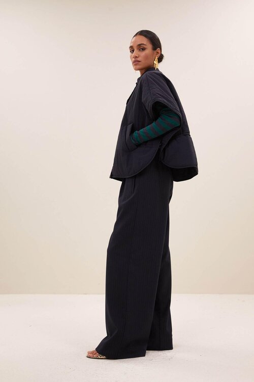 By Bar Donkerblauwe Jack