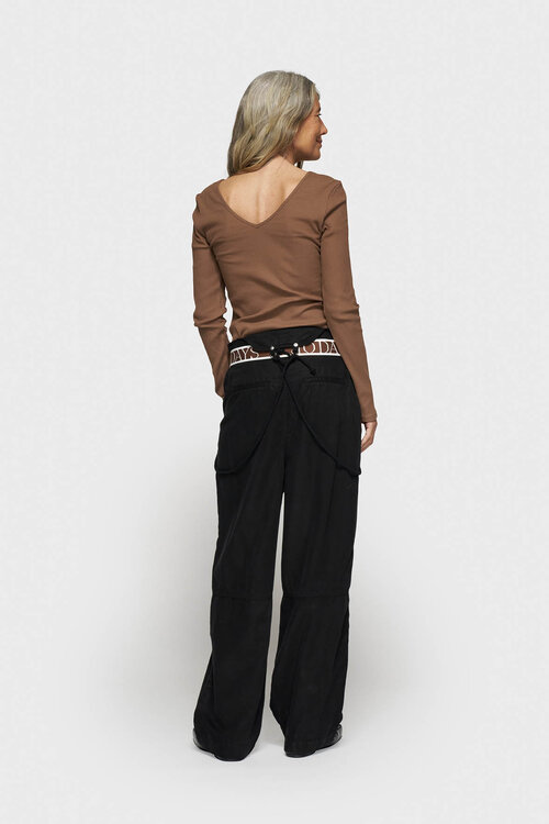 10Days Truffel V-hals ballet top met lange mouwen