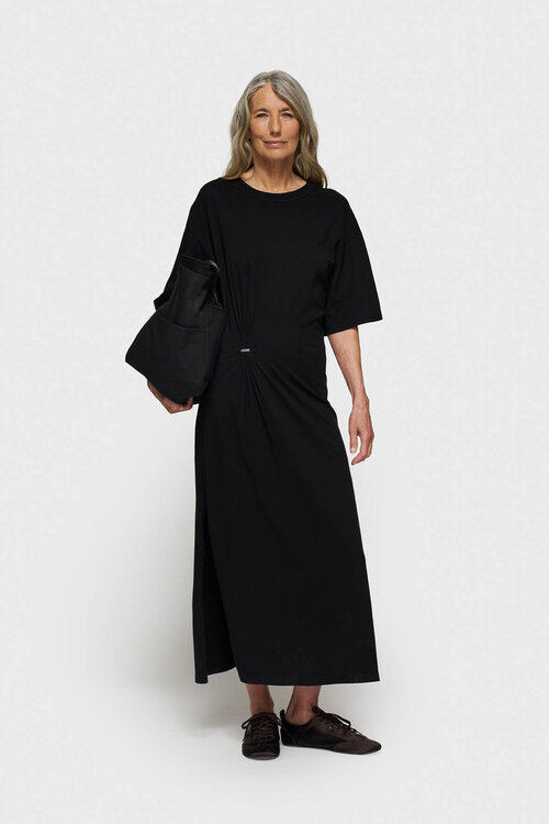 10Days Zwarte T-shirtjurk met plooien