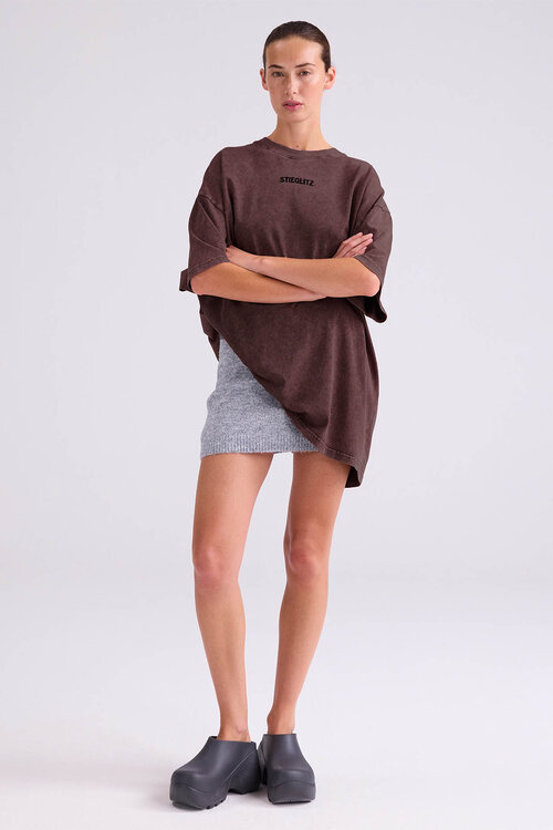 Stieglitz Miquel Oversized T-shirt in Bruin