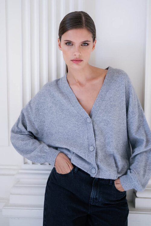 March23 Grijze cardigan