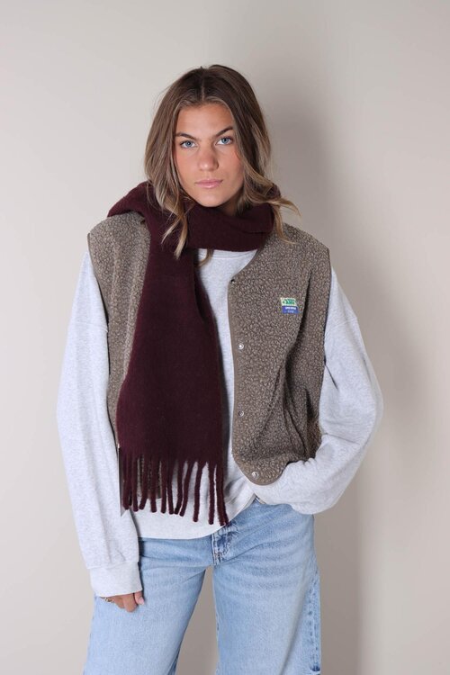 American Vintage Diep bordeauxrode sjaal van gebreid materiaal