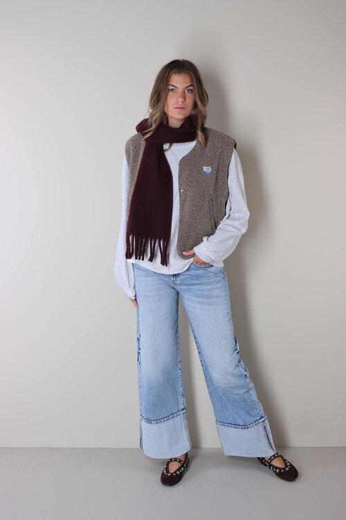 American Vintage Diep bordeauxrode sjaal van gebreid materiaal