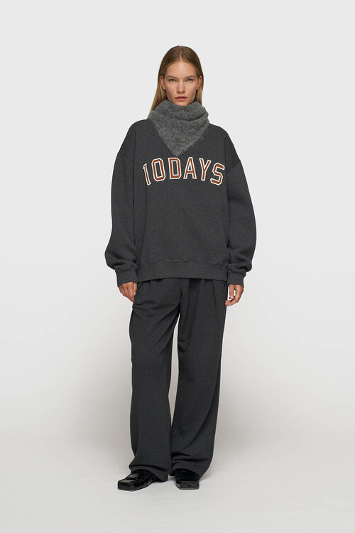 10Days Antra Melee statement trui