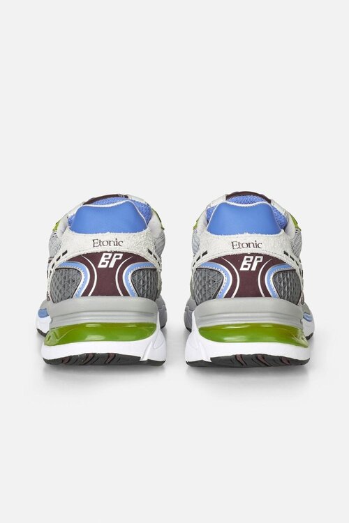 Etonic Kendari BP Baum: De Kendari BP Baum is een stijlvolle toevoeging aan je garderobe. Deze veelzijdige broek is perfect voor zowel casual als formele gelegenheden. Gemaakt van hoogwaardig materiaal, biedt het comfort en duurzaamheid. Combineer met een nette