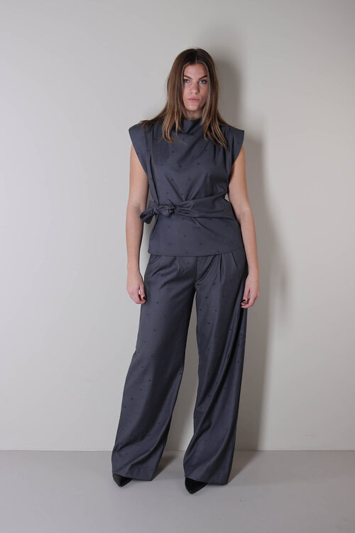 Co'couture Saga Pleat Top in Grijs