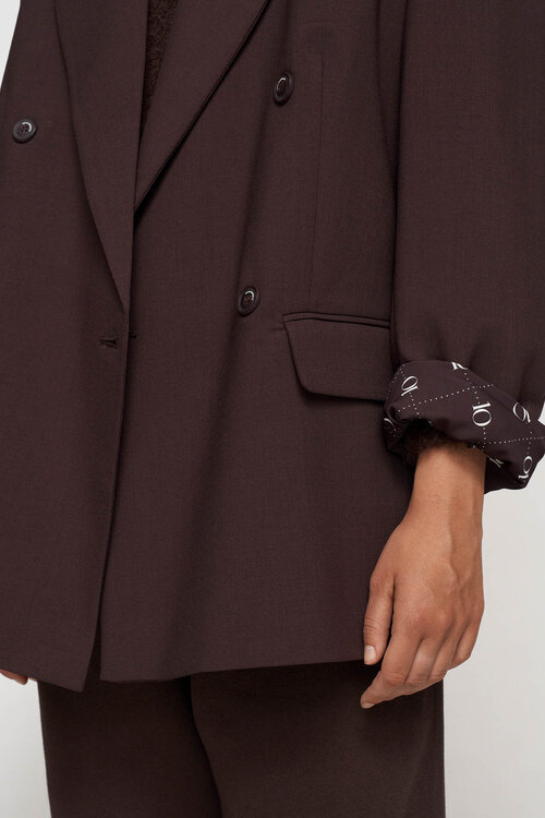 10Days Diep wijnrode blazer met een trotse uitstraling