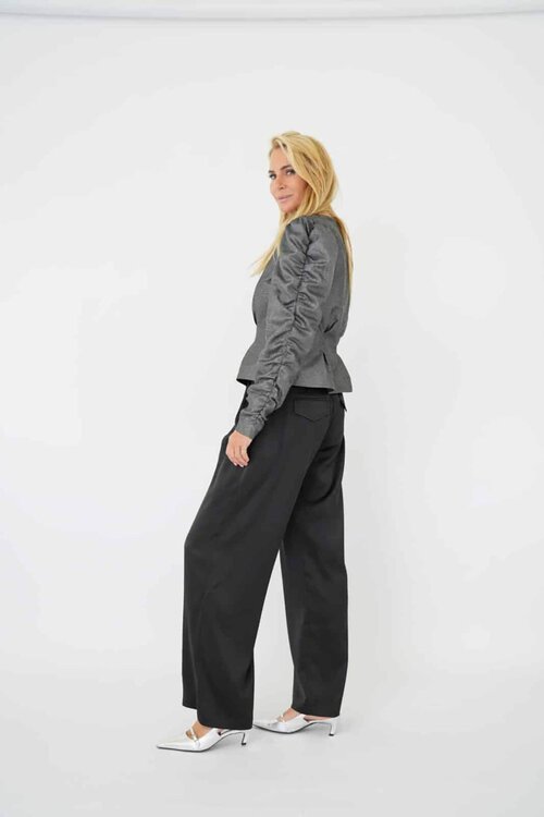 EST'SEVEN Ellemieke X Est'Seven Blazer in Donkergrijs