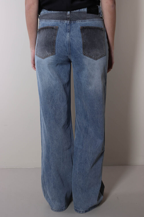Haute L'Amitie Twee-Tonige Patch Jeans in Blauw Denim