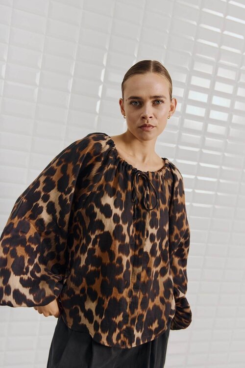 WITHBLACK Luipaardprint Blouse