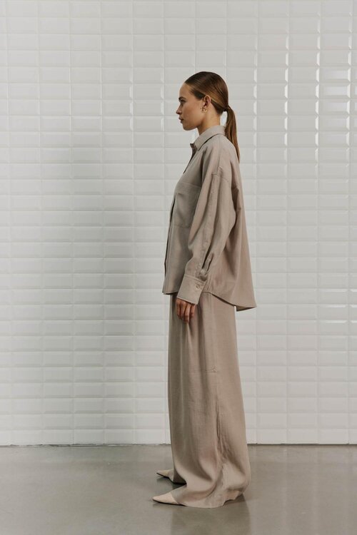 WITHBLACK Oversized Shirt in Zand Beige