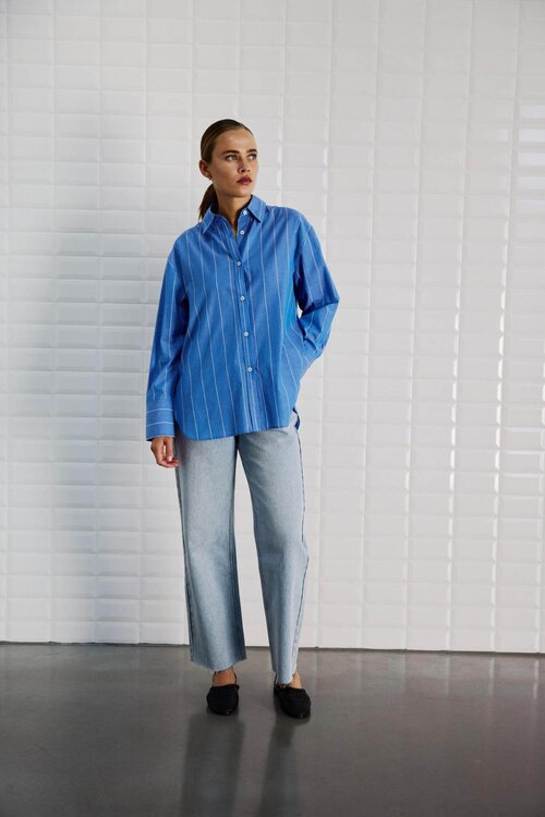 WITHBLACK Blouse in Blauw