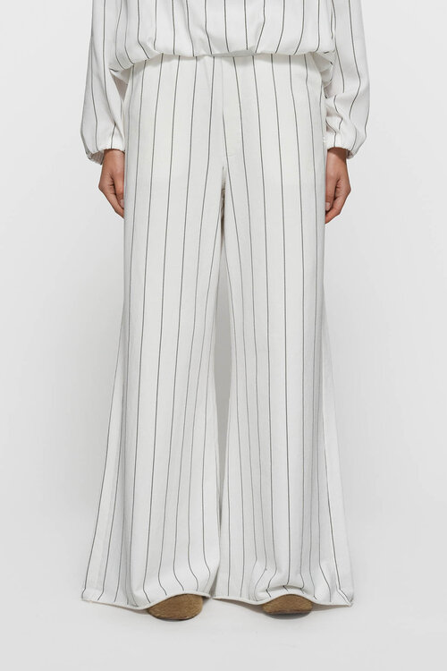 10Days Ecru wijde jogger met krijtstreep